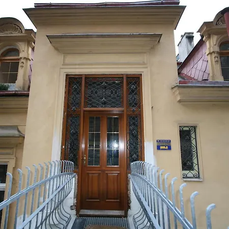 No. 3 Lucni Vrch 11 * Karlovy Vary